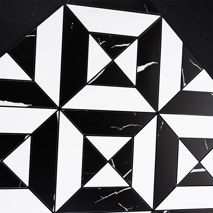 Mosaic Triangle NOIR / Marbre — 300×300mm