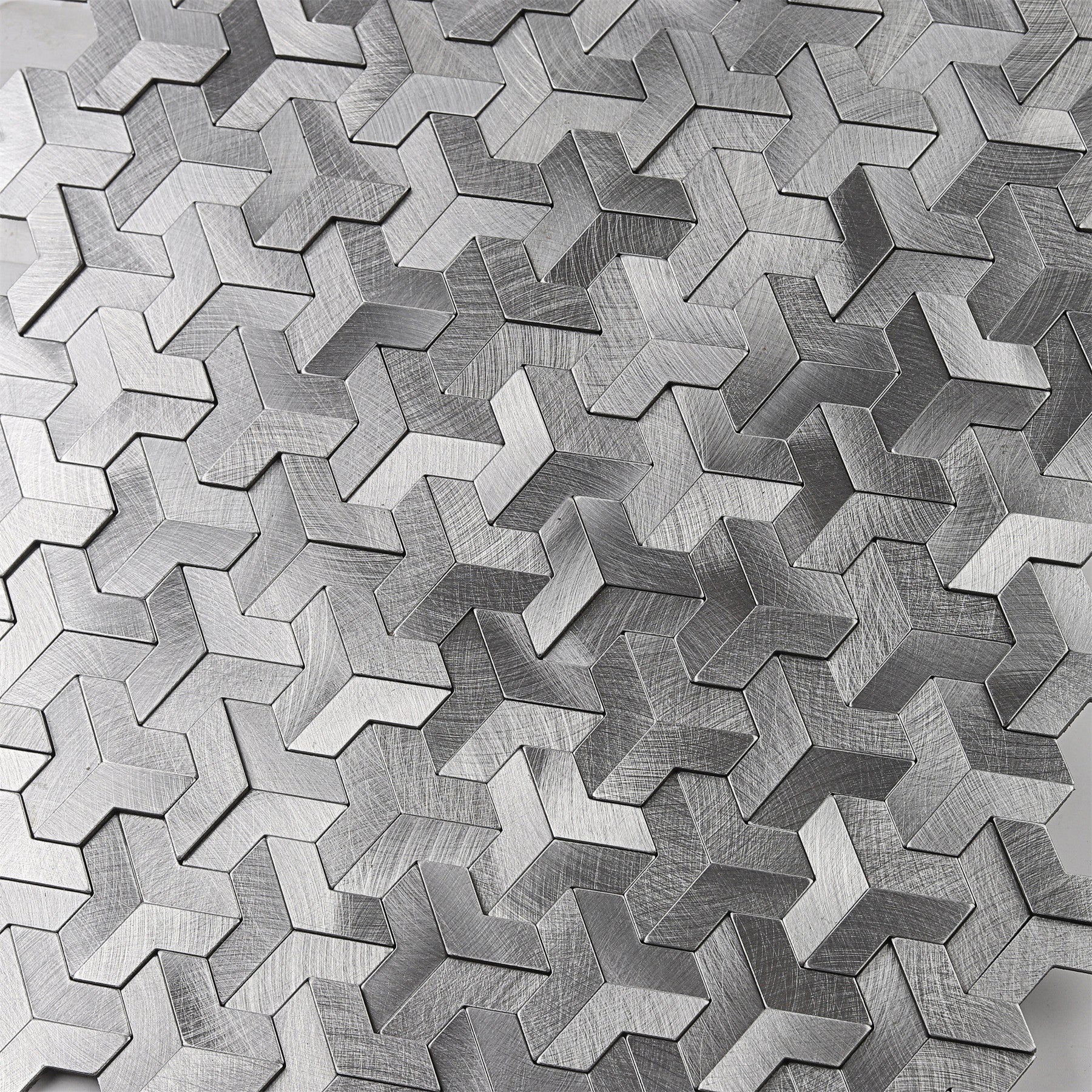 Mosaic Chevron Y Argent — 303×280mm